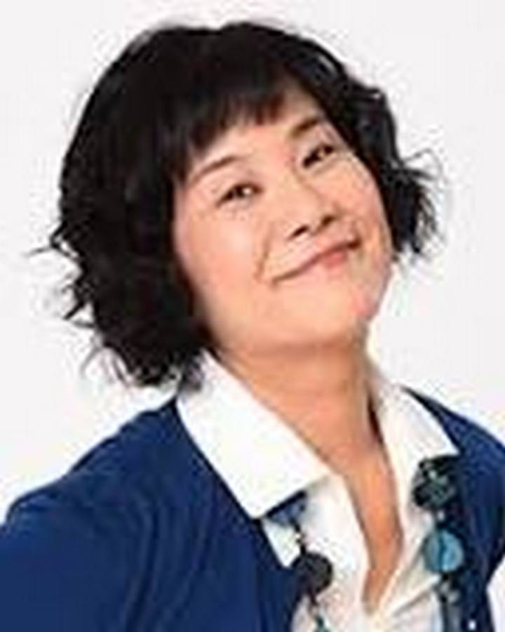 歌川椎子